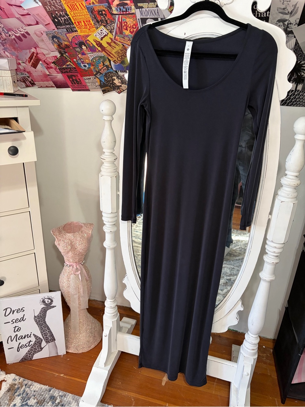 lululemon athletica Black Long-Sleeve Maxi Dress